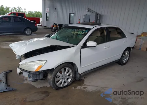 2006 Honda Accord 3.0 Lx z USA, uszkodzony, nr VIN 1HGCM66396A030589